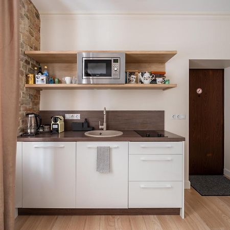 Stylish Studio Close To City Center, Cafes & Parks & Local Dining Riga Exterior foto